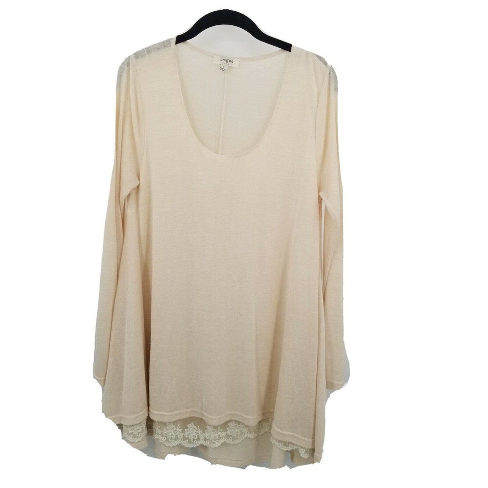 Umgee small Tunic sweater lace hem boho